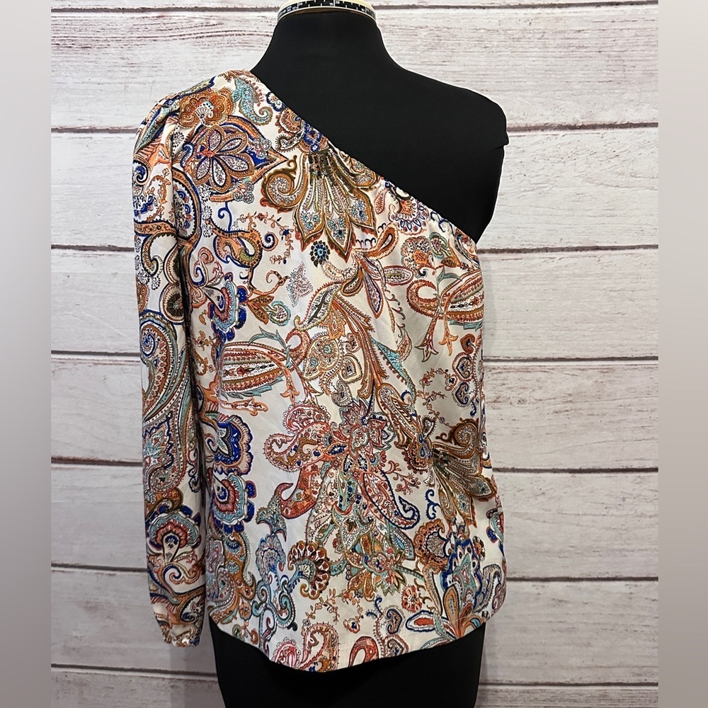 SHEIN Paisley Of the Shoulder Blouse Med Summer Tops,Date Night,Lightweight,Sexy - Picture 4 of 7